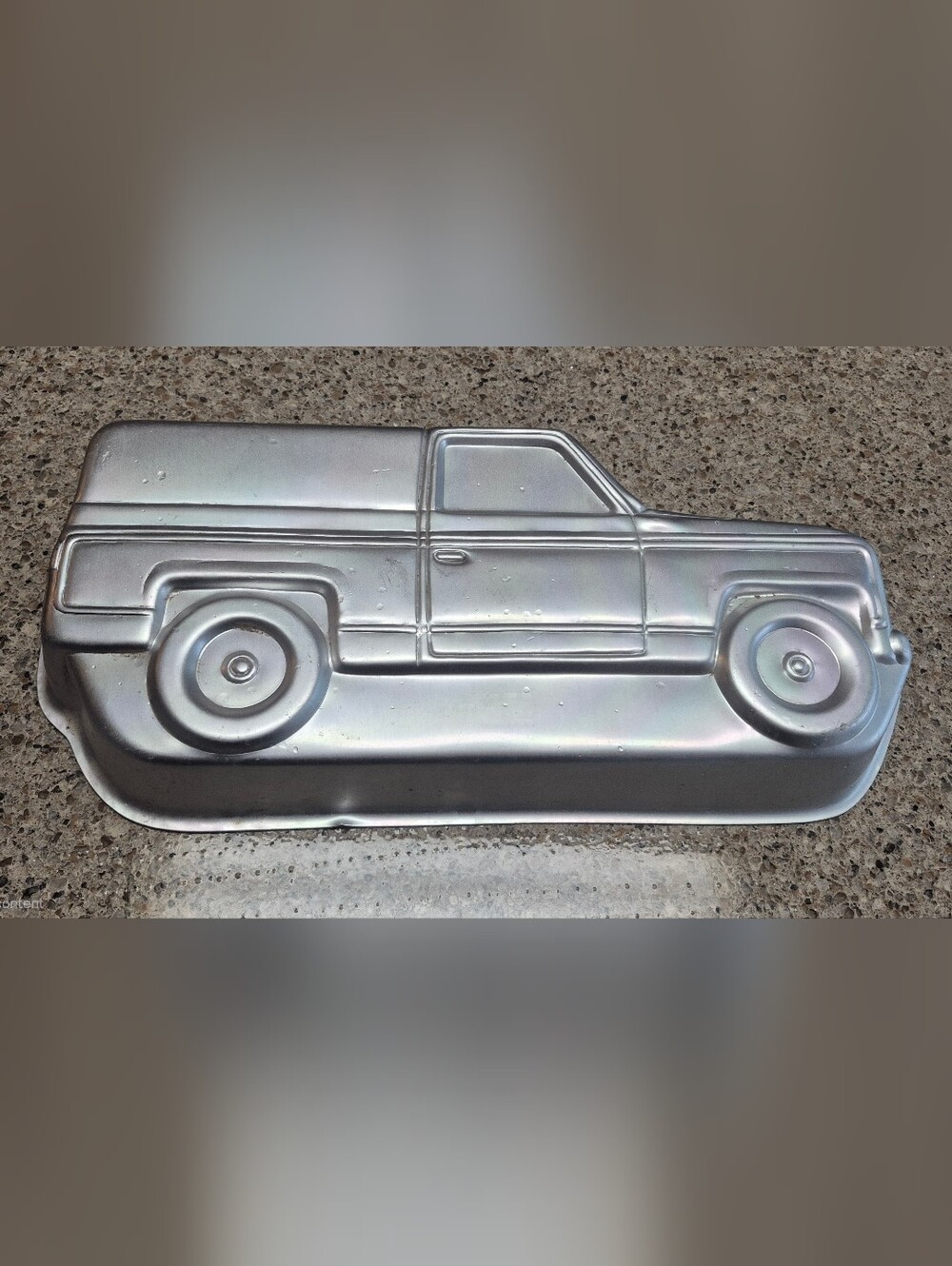 Vtg 1980 Wilton Free Wheelin PickupTruck Cake Pan 502-1565 SUV 4x4 Mold Aluminum